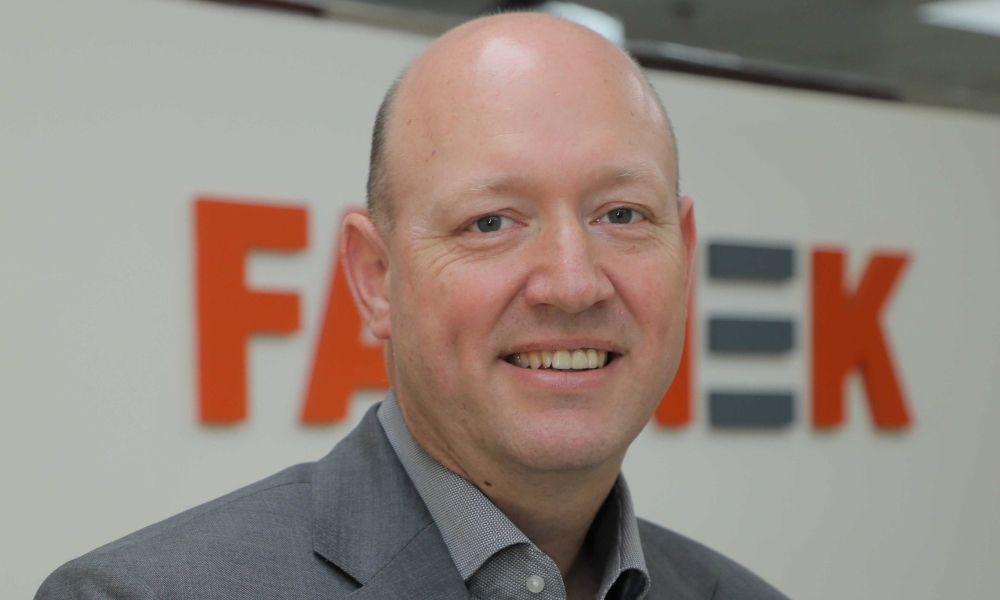 walter-knight-director-of-hospitalityfarnek_1000x600-1.jpg
