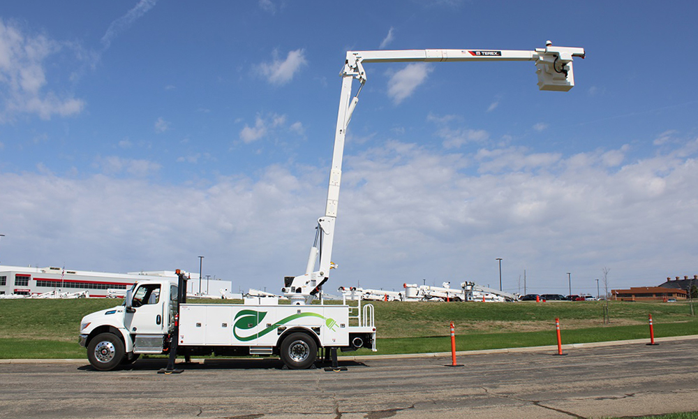 Terex-all-electric-bucket-truck_1000x600-1.jpg