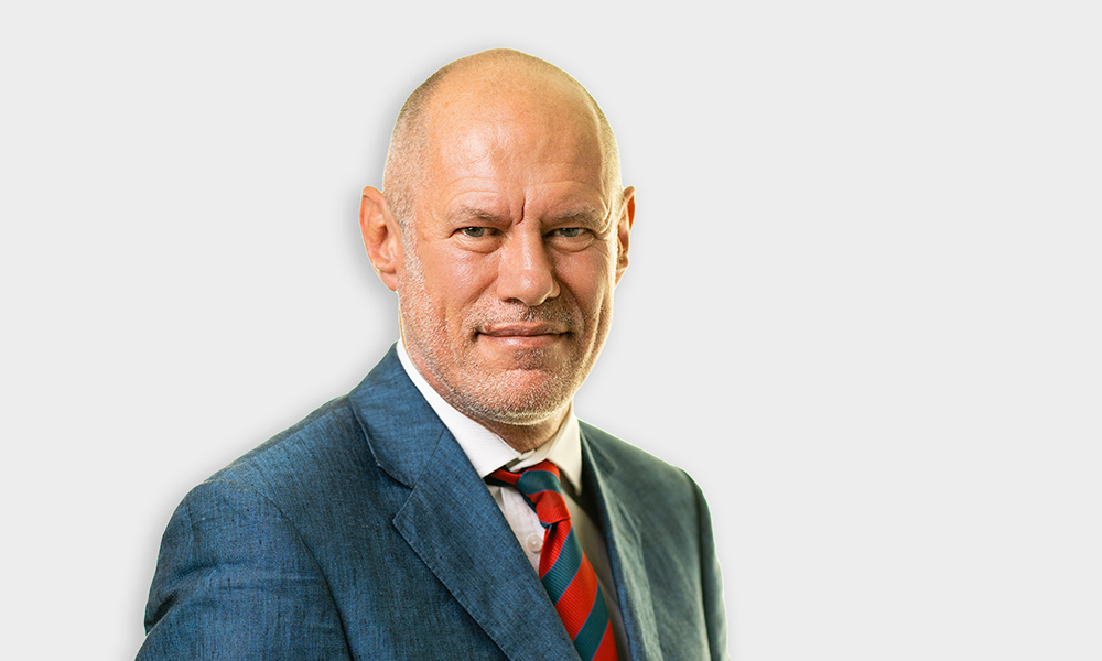 Crispin-Cockman_1000x600-1.jpg