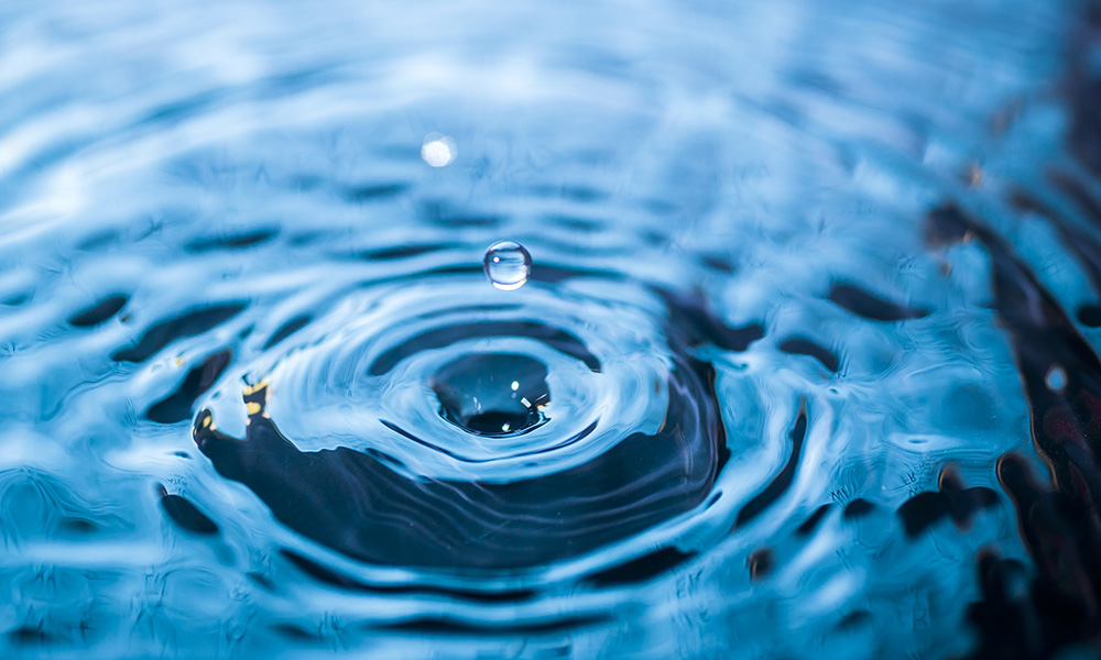 Water-Drop_1000x600-3.jpg