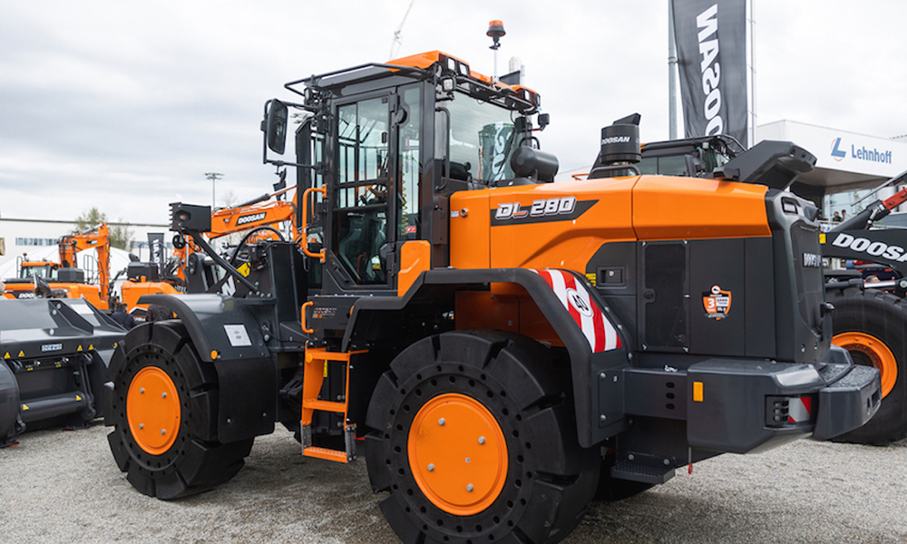 Doosan-waste-and-recycling1_1000x600-1.jpg