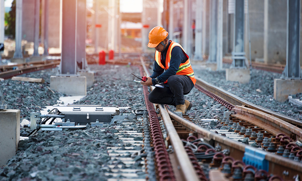 Rail-infrastructure_1000x600-2.jpg