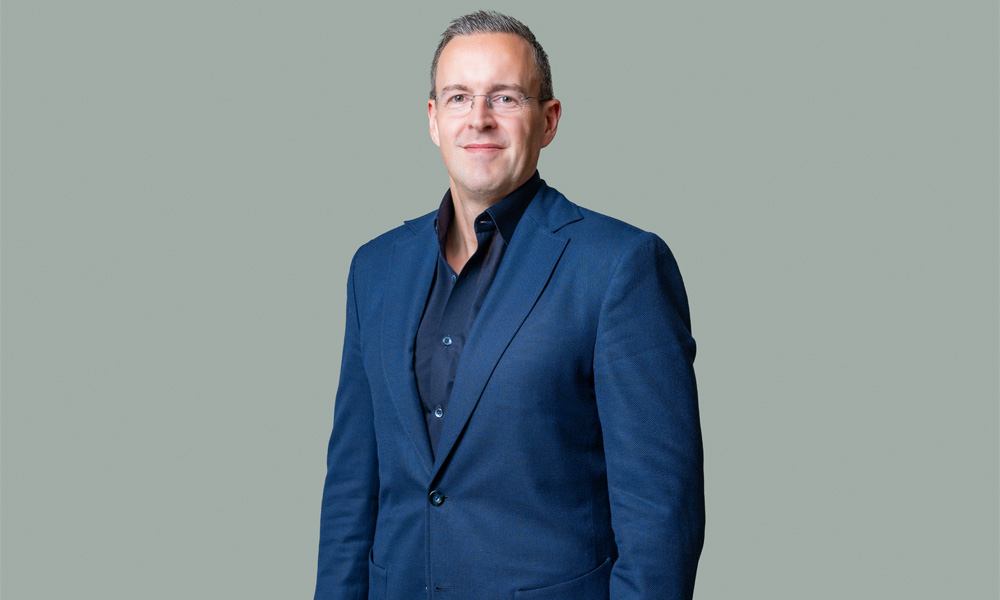 Andrew-Cummings-1.jpg