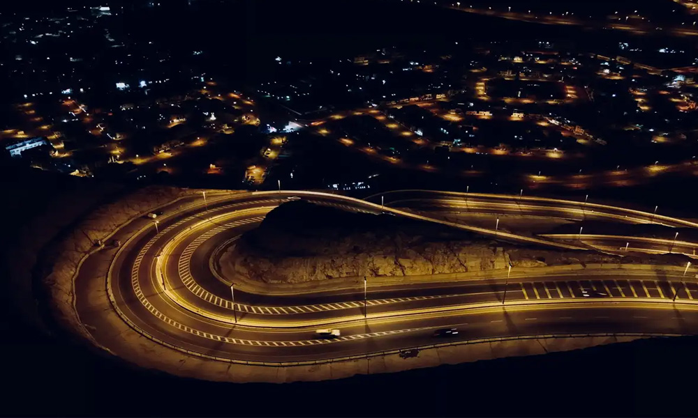 Oman-Highway-1.jpg